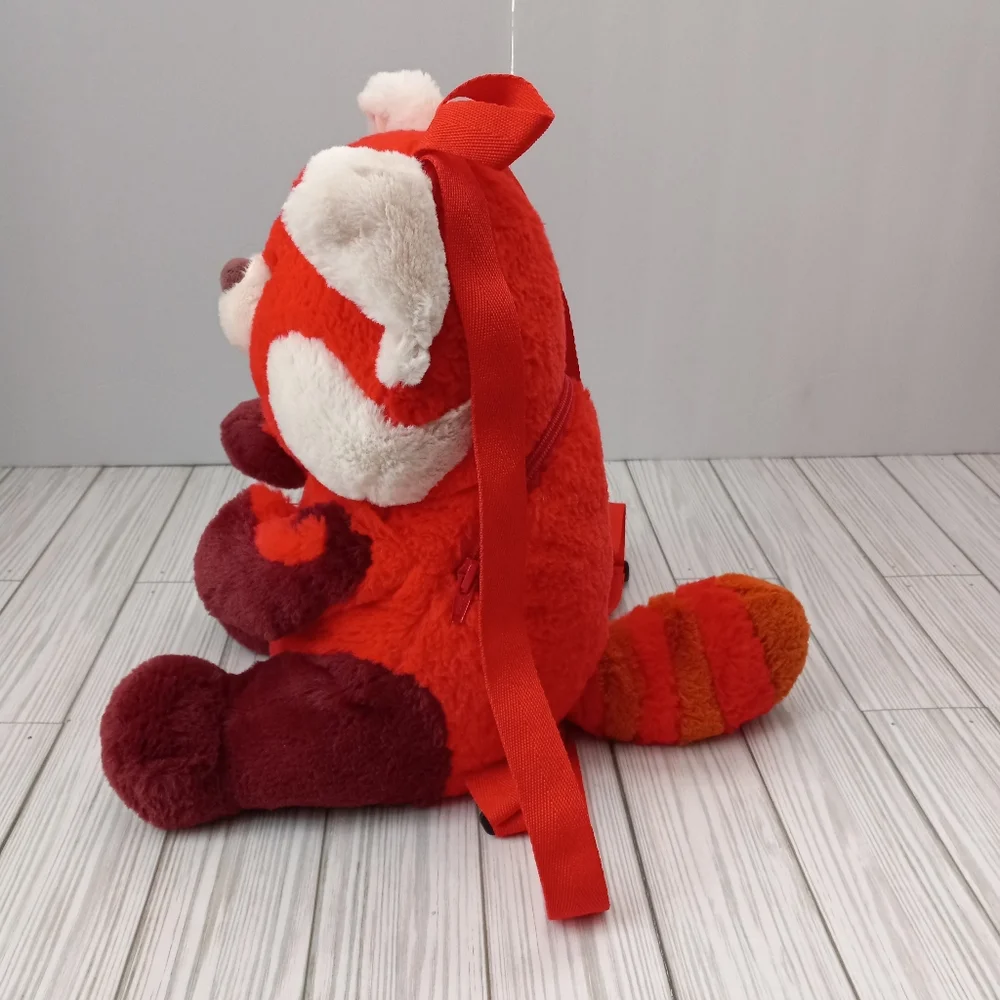 Disney Pixar Turning Red Panda Mei Lee Exclusive Plush Backpack
